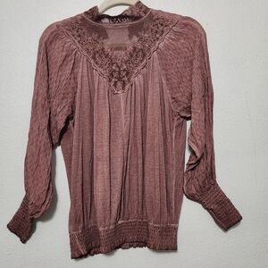 Gimmicks by BKE Top